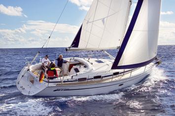 Yachtcharter Bavaria37Cruiser