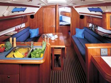 Yachtcharter Bavaria36 5