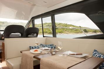 Yachtcharter BavariaR40Fly 15