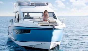 Yachtcharter SealineF430 4
