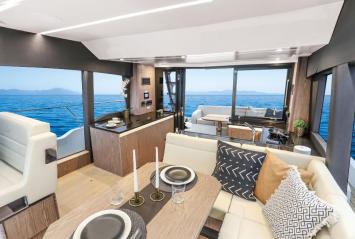 Yachtcharter SealineF430 17