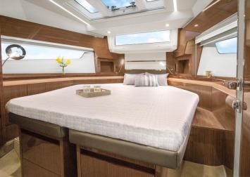 Yachtcharter SealineF430 20