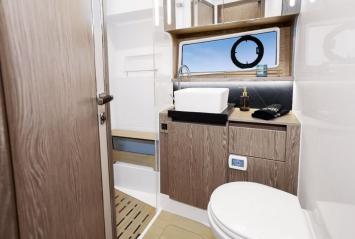 Yachtcharter SealineF430 25