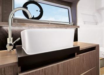 Yachtcharter SealineF430 26