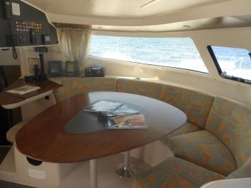 Yachtcharter Athena38 6