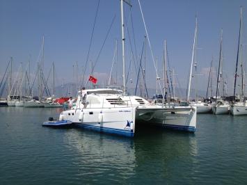 Yachtcharter Leopard434