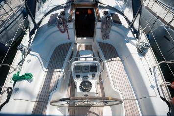 Yachtcharter Bavaria38 10