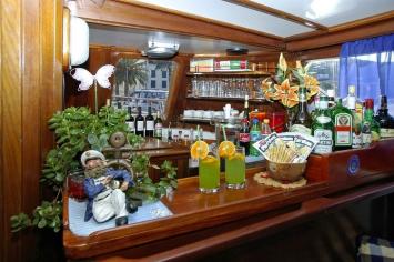 Yachtcharter GuletHera 11