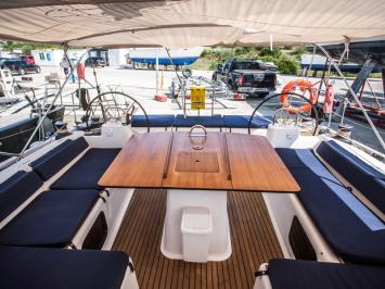 Yachtcharter Dufour560GL 41cab 9