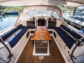 Yachtcharter Dufour560GL 41cab 10