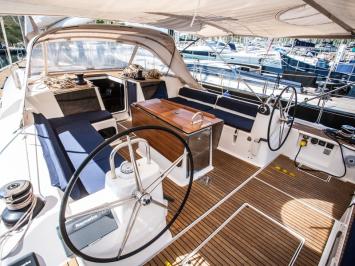 Yachtcharter Dufour560GL 41cab 12