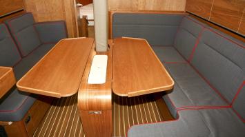 Yachtcharter Dehler42 11