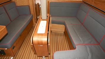 Yachtcharter Dehler42 12