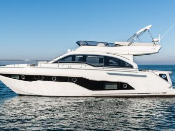 Yachtcharter CranchiE52FEvoluzione 3