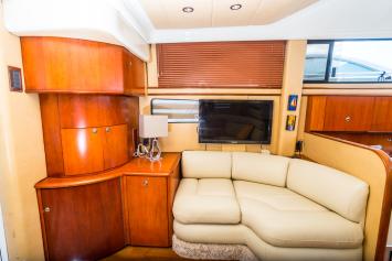 Yachtcharter Squadron42 24