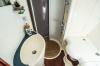 Yachtcharter fairline squadron 42 bathroom