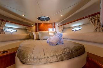 Yachtcharter portofino 35 2cab cabin