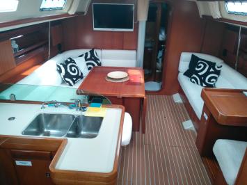 Yachtcharter Dufour44 16