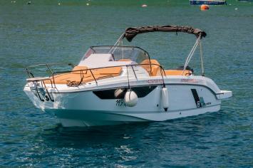 Yachtcharter Flyer8SUNdeck