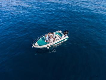 Yachtcharter Bluline 21 open front