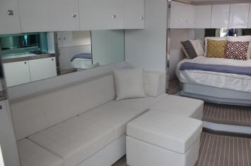 Yachtcharter Vandutch55 7