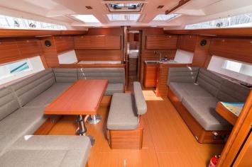 Yachtcharter Dufour500GL 5cab 4