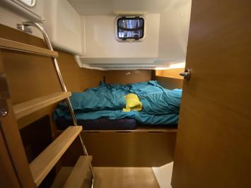Yachtcharter Sun loft 47 5cab cabin
