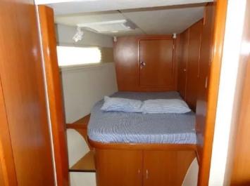 Yachtcharter Leopard 47 Powercat cabin