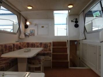 Yachtcharter Atlantic 37 2cab interior