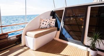 Yachtcharter Gulet Eleganza 5cab cockpit