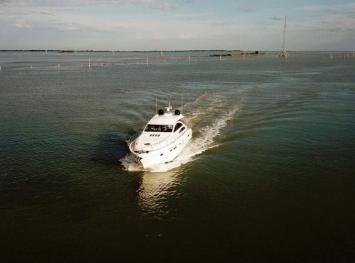 Yachtcharter princess V70 3cab outer