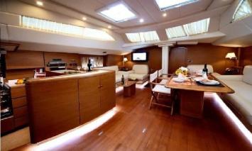 Yachtcharter Gianetti Star 64 5cab pantry