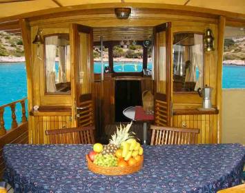 Yachtcharter GuletLuka 3