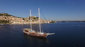 Yachtcharter GuletKadena 4