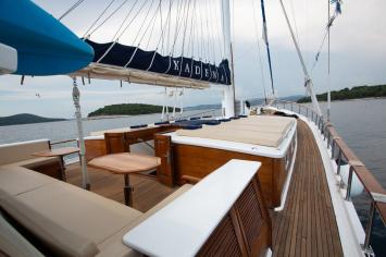 Yachtcharter GuletKadena 15