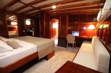 Yachtcharter GuletKadena 23