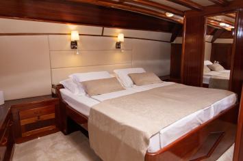 Yachtcharter GuletKadena 37