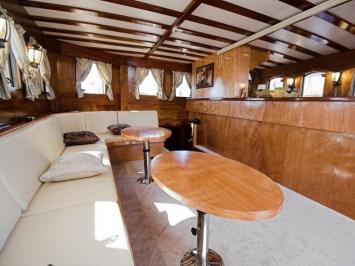 Yachtcharter GuletLibra 10