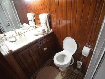 Yachtcharter GuletLibra 18