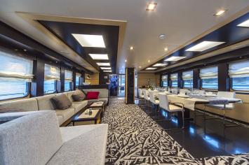 Yachtcharter Navilux 11