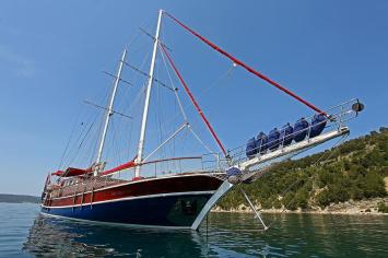 Yachtcharter Gulet Nostra Vita 5cab front
