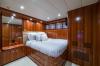 Yachtcharter Johnson 87 5cab cabin