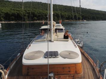 Yachtcharter GuletVilaVrgade 12