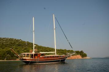 Yachtcharter GuletVilaVrgade 20