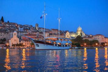 Yachtcharter GuletCesarica 5