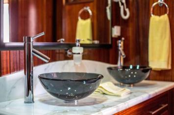 Yachtcharter GuletCesarica 18