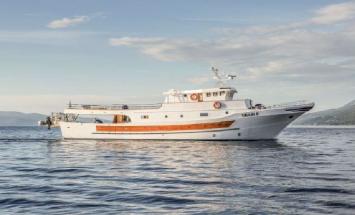 Yachtcharter Gulet Motoryacht 4cab side
