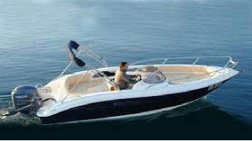 Yachtcharter Eolo 590 DAy top