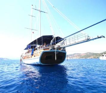 Yachtcharter Gulet Blue Pearl 2 front