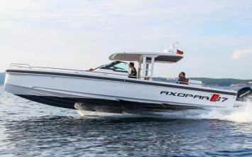 Yachtcharter Axopar 37 T top top 1cab
